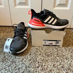 NWT Adidas Boys Gray and White Sneakers with Orange Accents Size 5